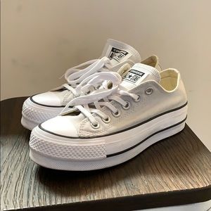 Platform Converse